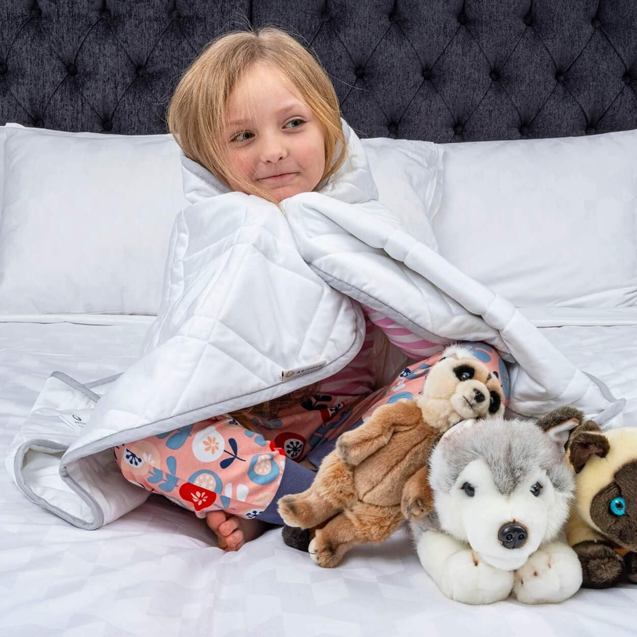 Luxurious Weighted Blanket for All Ages - 5 lbs, Soft Bamboo Viscose, Perfect for Home & Travel, 36x48 Inches, Machine Washable in Brilliant White