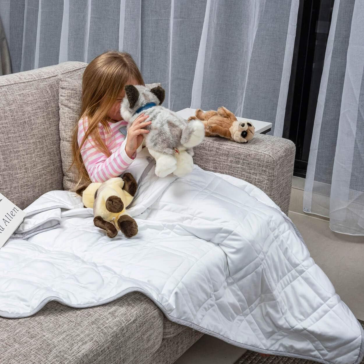 Luxurious Weighted Blanket for All Ages - 5 lbs, Soft Bamboo Viscose, Perfect for Home & Travel, 36x48 Inches, Machine Washable in Brilliant White